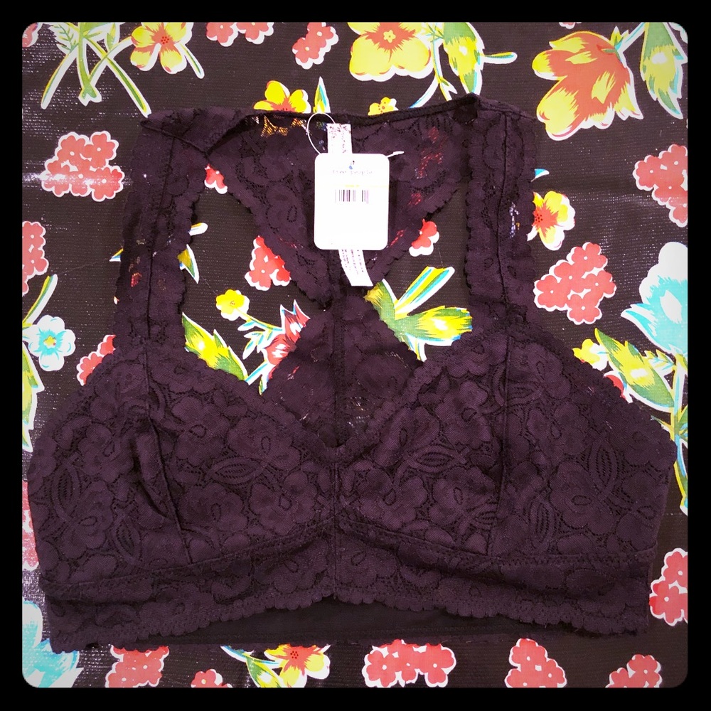 FREE PEOPLE- Stretchy ,lace, racer back - bralette
